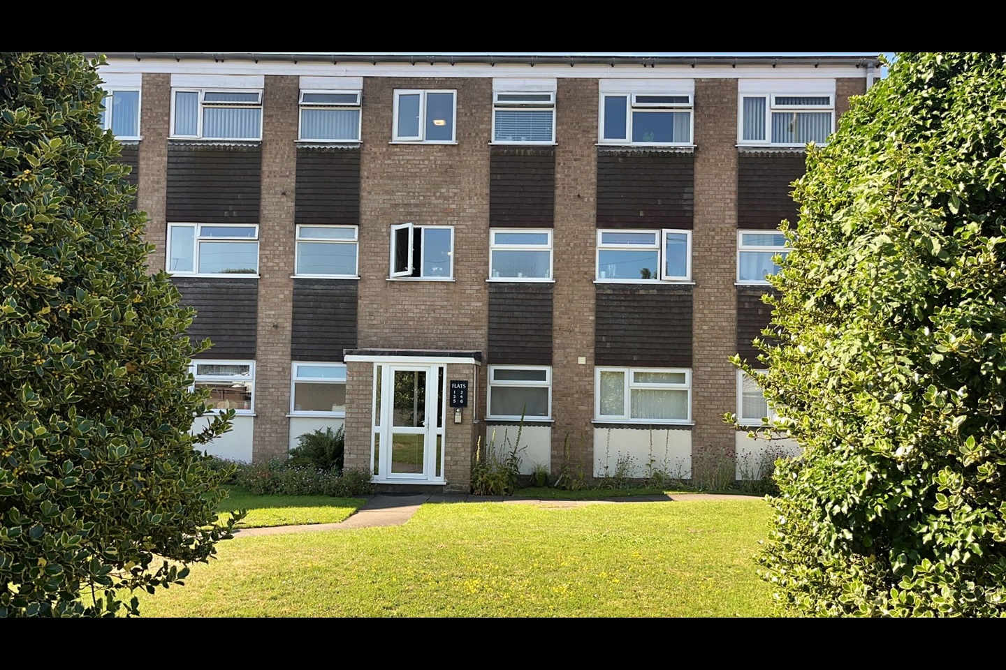 Sheldon 2 Bed Flat, Aimsbury Court, B26 To Rent Now for £800.00 p/m