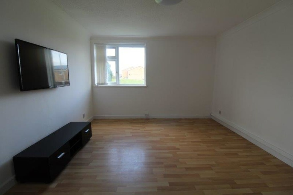 Cramlington 2 Bed Flat, Portland Gardens, NE23 To Rent Now for £600