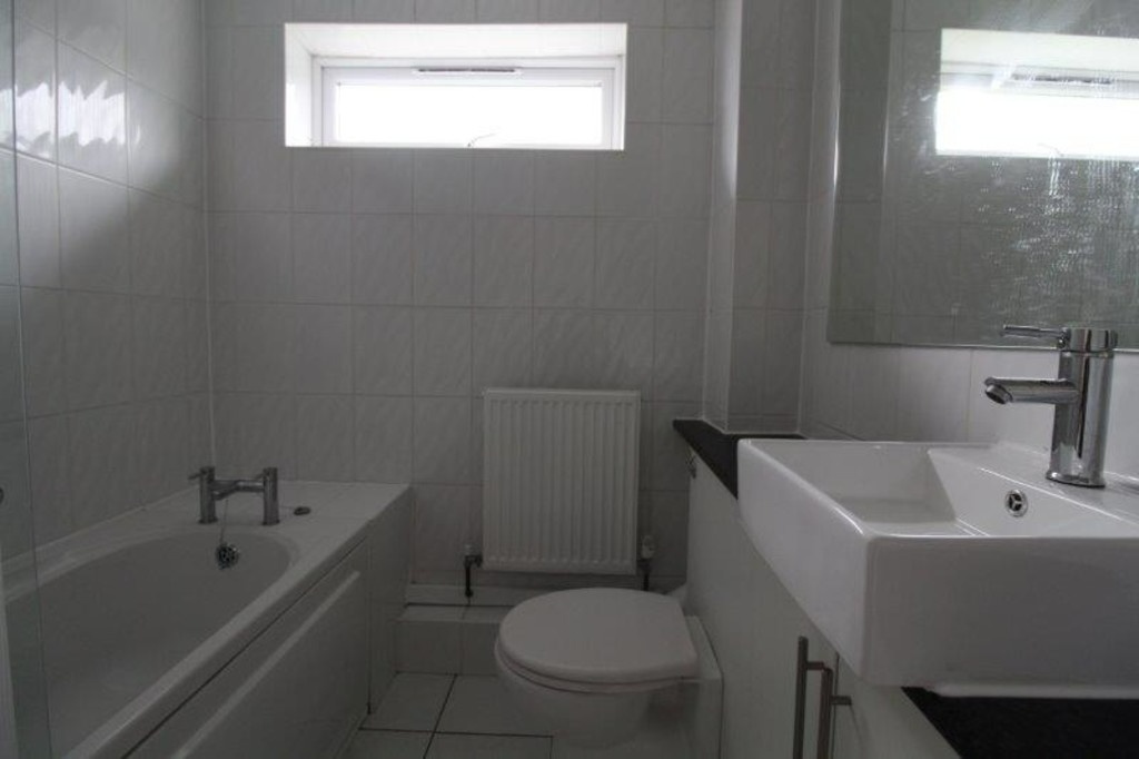 Cramlington 2 Bed Flat, Portland Gardens, NE23 To Rent Now for £600