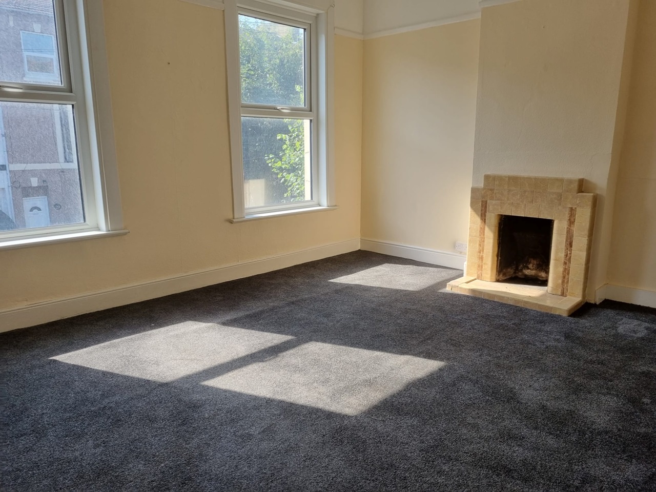 Sheerness 2 Bed Flat, Alma Road, ME12 To Rent Now for £900.00 p/m