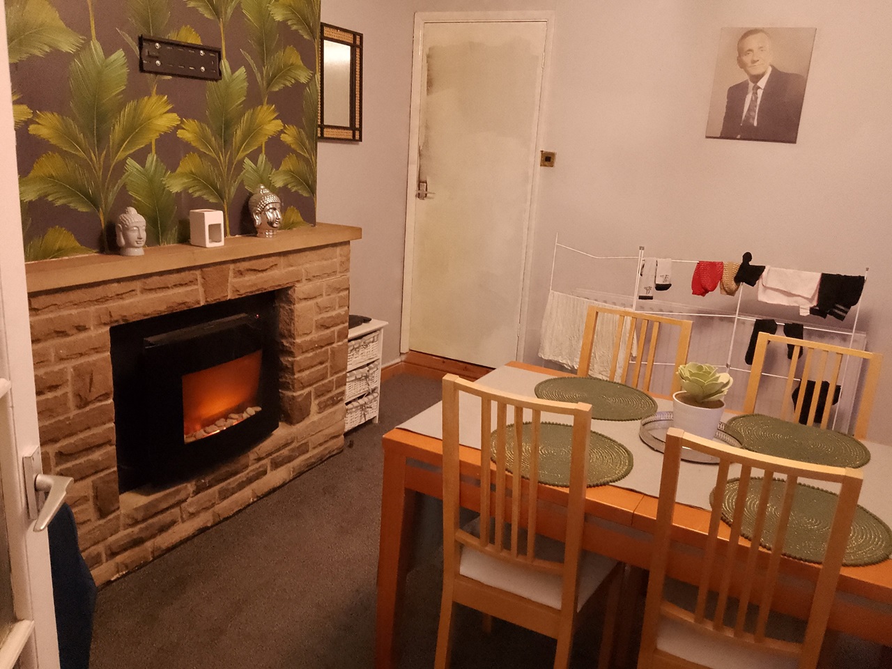 Gotham, Nottingham Bedsit, Nottingham Road, NG11 To Rent Now for £