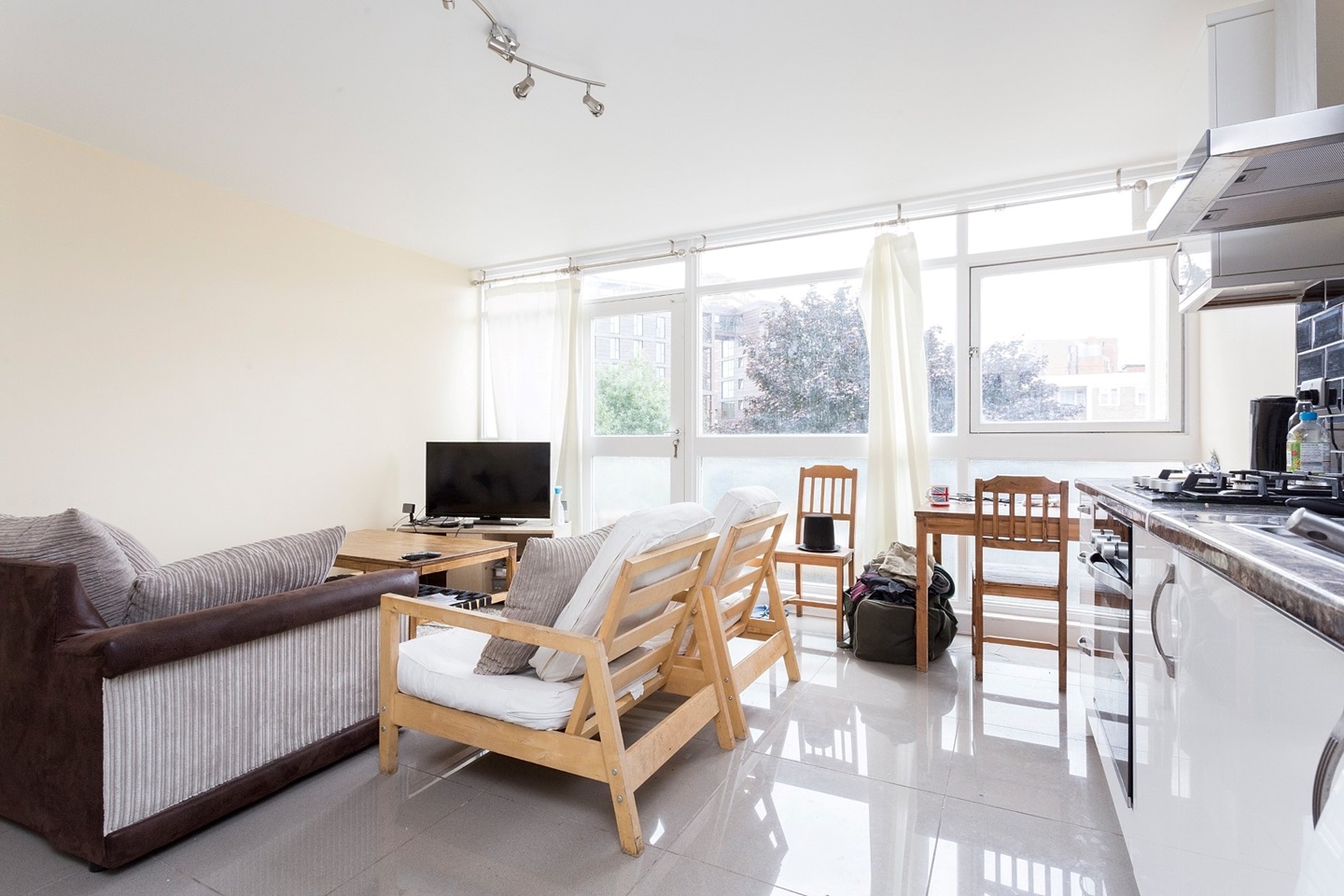 London 4 Bed Flat, Halstead Court, N1 To Rent Now for £3,400.00 p/m