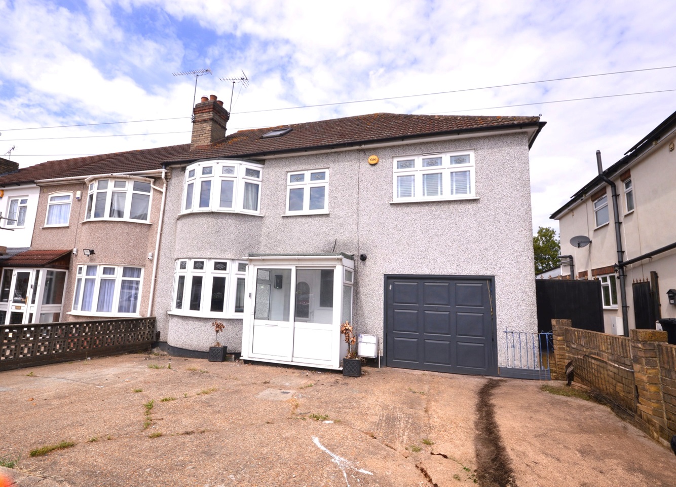 Romford 5 Bed SemiDetached House, Seymer Road, RM1 To Rent Now for