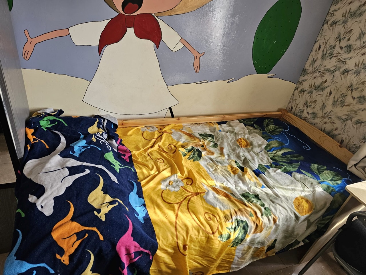 Dartford Room in a Shared House, Warren Court, DA1 To Rent Now for £600.00 p/m