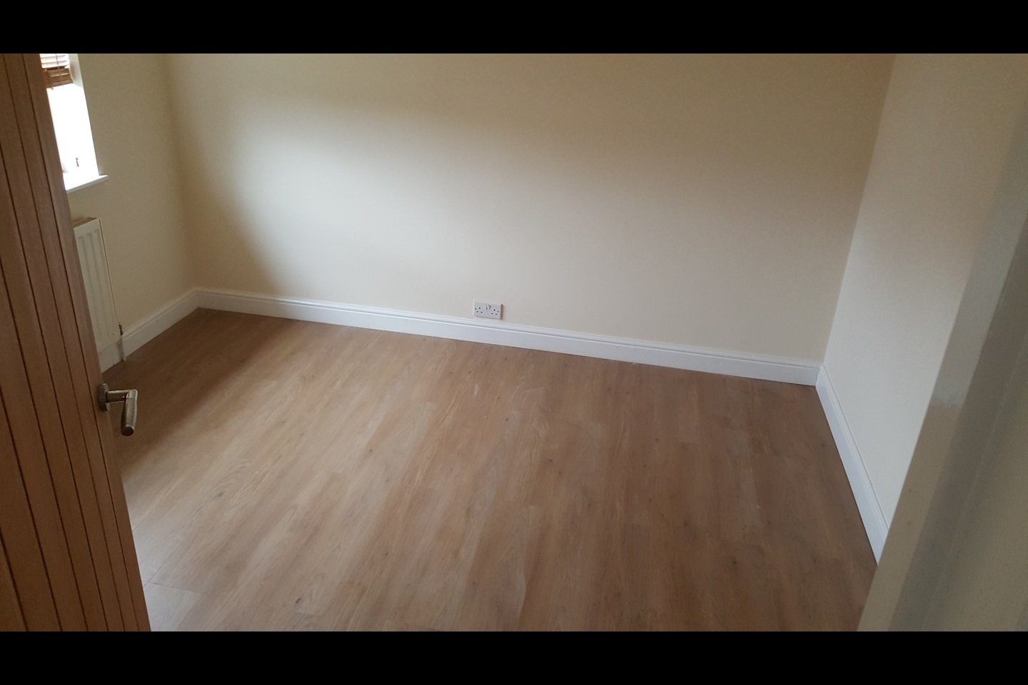 2 Bed SemiDetached House, Southfield, EN5 To Rent Now for £