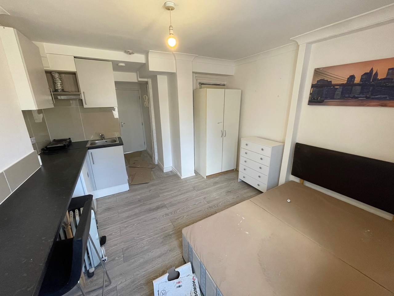 Harrow Studio Flat, Roxeth Green Avenue, HA2 To Rent Now for £1,000