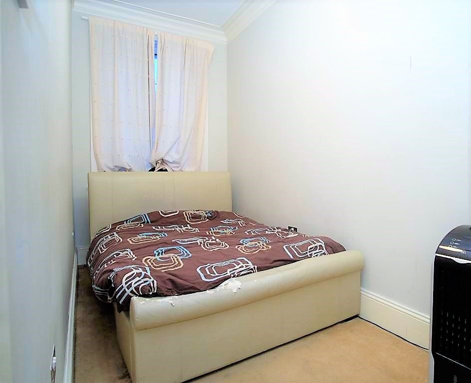 London Room in a Shared Flat, Hanover Gate Mansions, NW1 To Rent