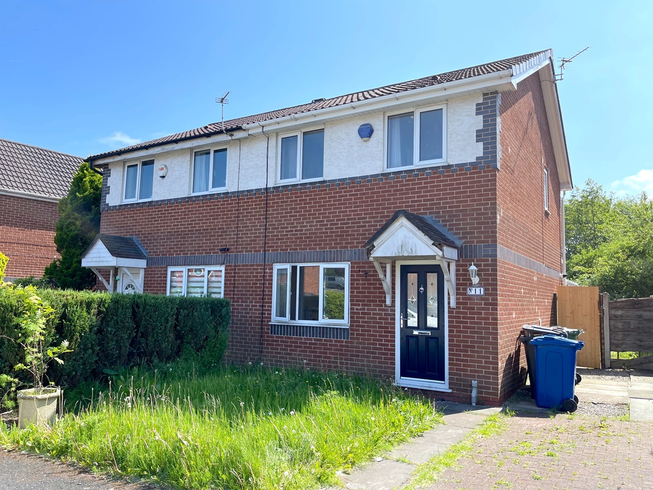 Tyldesley, Manchester 3 Bed SemiDetached House, Glenview Road, M29