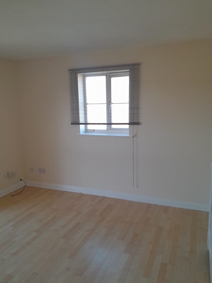 Barking 2 Bed Flat, Caledonia Court, IG11 To Rent Now for £1,600.00 p/m