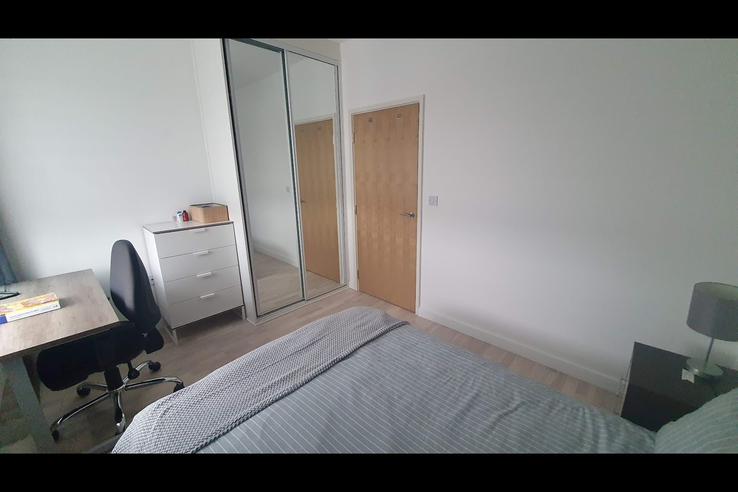 Isleworth 2 Bed Flat, Union Lane, TW7 To Rent Now for £2,495.00 p/m