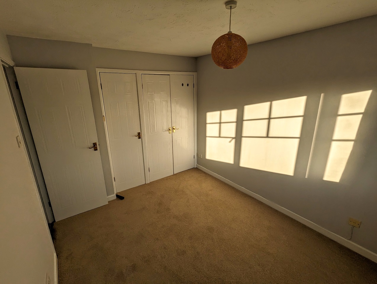 Bradley Stoke, Bristol 3 Bed SemiDetached House, Diana Gardens, BS32 To Rent Now for £1,525