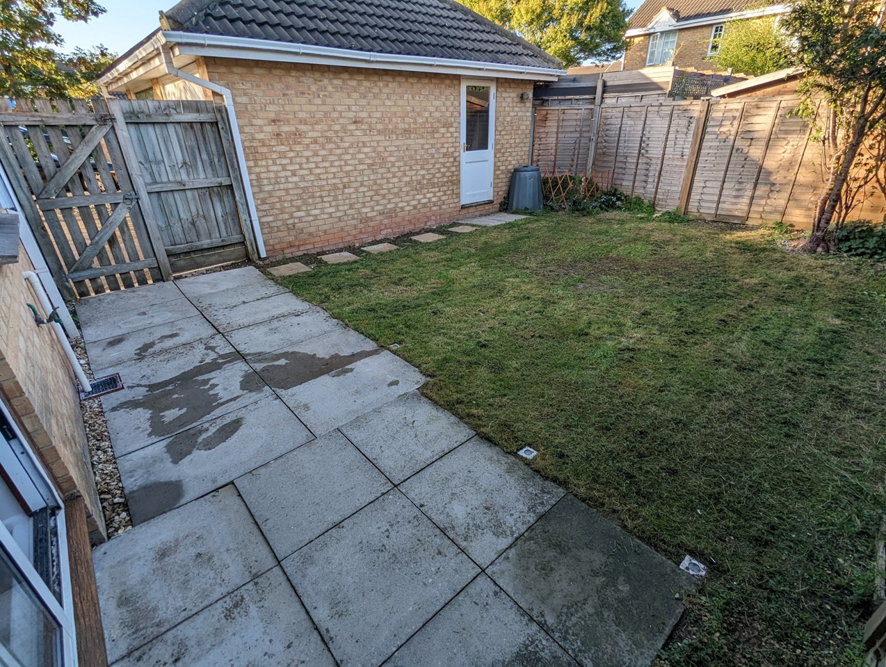 Bradley Stoke, Bristol 3 Bed SemiDetached House, Diana Gardens, BS32 To Rent Now for £1,525