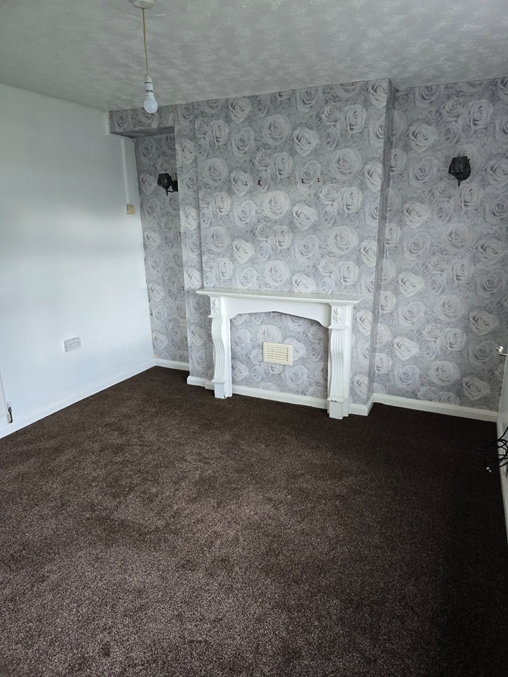 Nottingham 3 Bed SemiDetached House, Grindon Crescent, NG6 To Rent