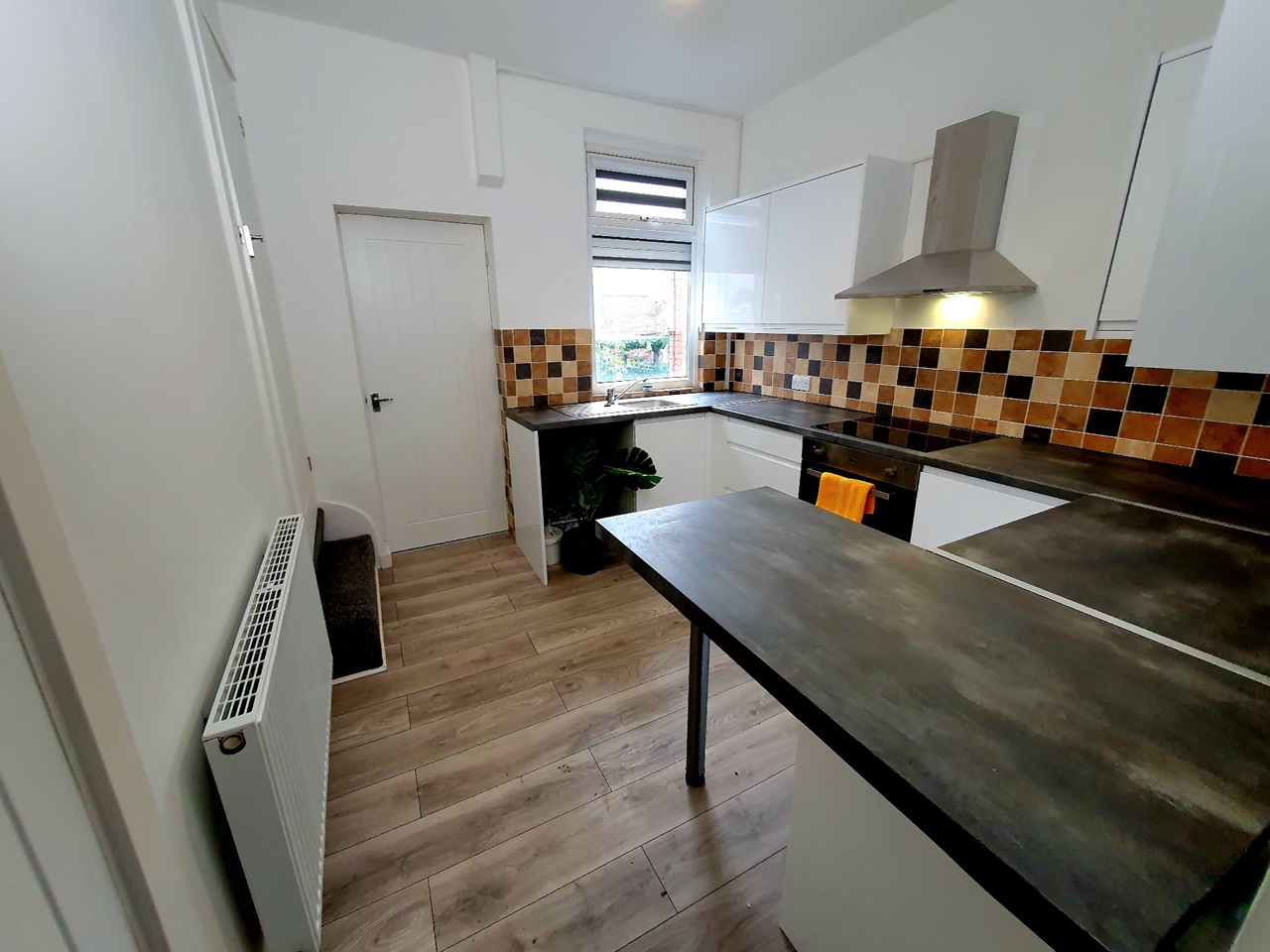 Wombwell, Barnsley 2 Bed Terraced House, Frederick Street, S73 To