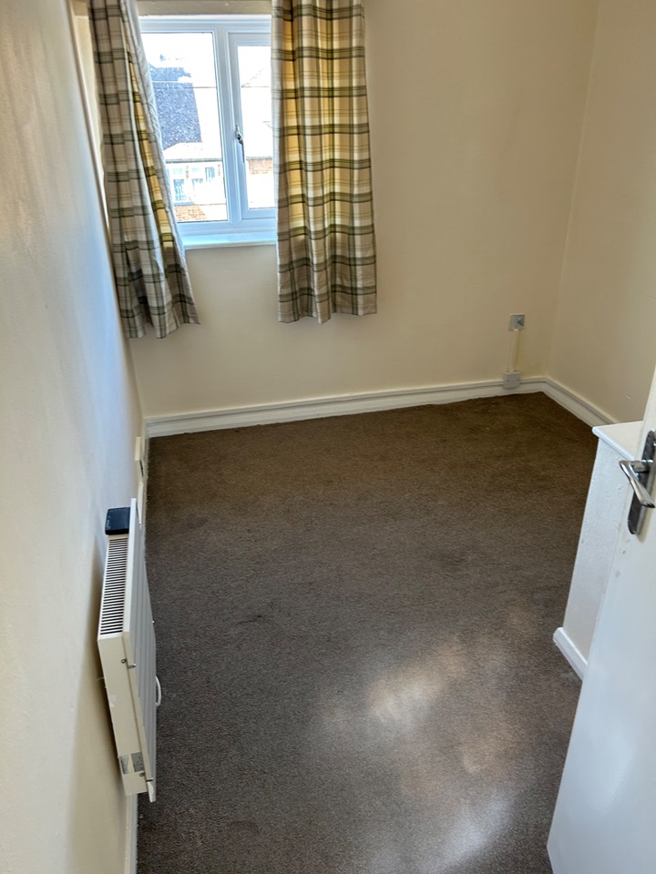 Aveley, South Ockendon 3 Bed Terraced House, Nare Road, RM15 To