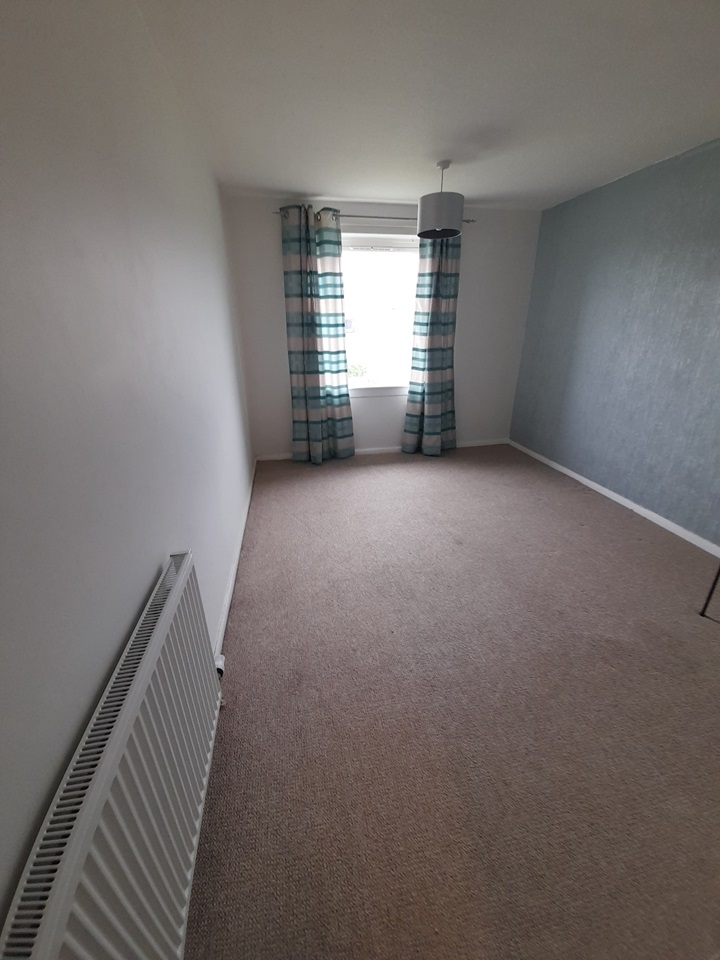 East Kilbride, Glasgow 1 Bed Flat, Canongate, G74 To Rent Now for £525.00 p/m