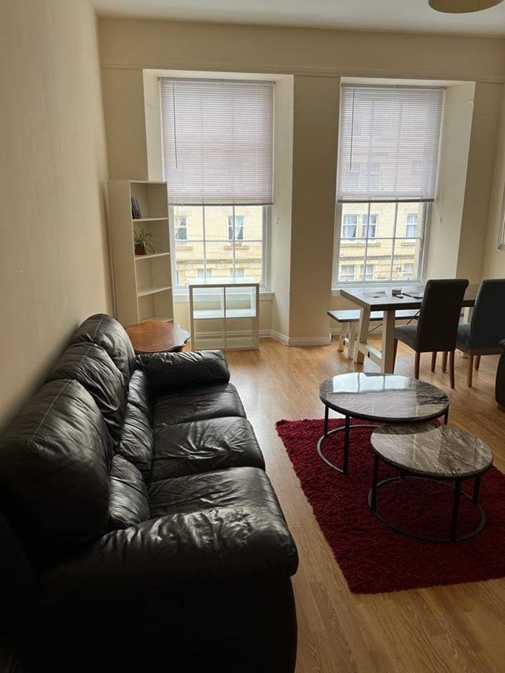 Glasgow 3 Bed Flat, Carnarvon Street, G3 To Rent Now for £2,600.00 p/m