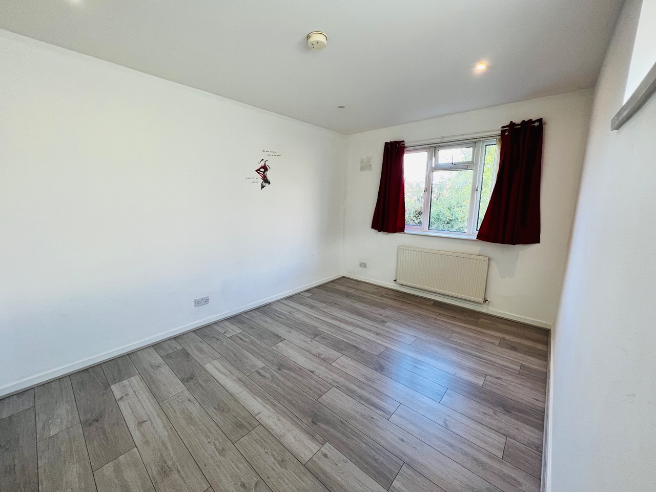 Harrow 2 Bed Flat, Northolt Road, HA2 To Rent Now for £1,800.00 p/m