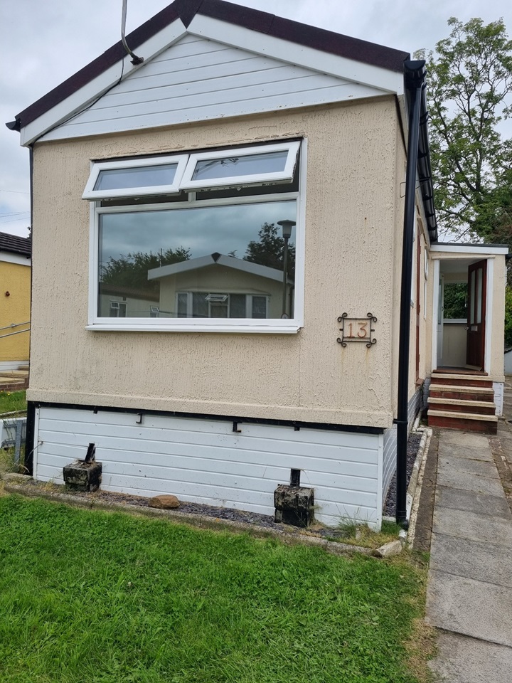 Frodsham 2 Bed Mobile Home, Helsby Park Homes, WA6 To Rent Now for £545.00 p/m