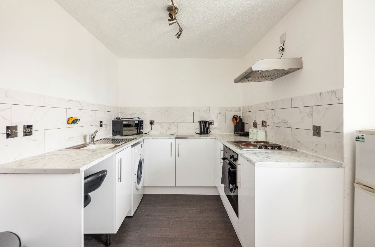 London 1 Bed Flat, West Thamesmead, SE28 To Rent Now for £1,495.00 p/m