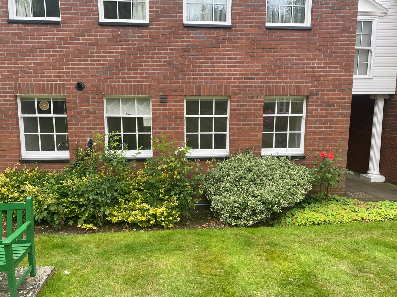 London 2 Bed Flat, Cottenham Park Road, SW20 To Rent Now for £3,000.00 p/m