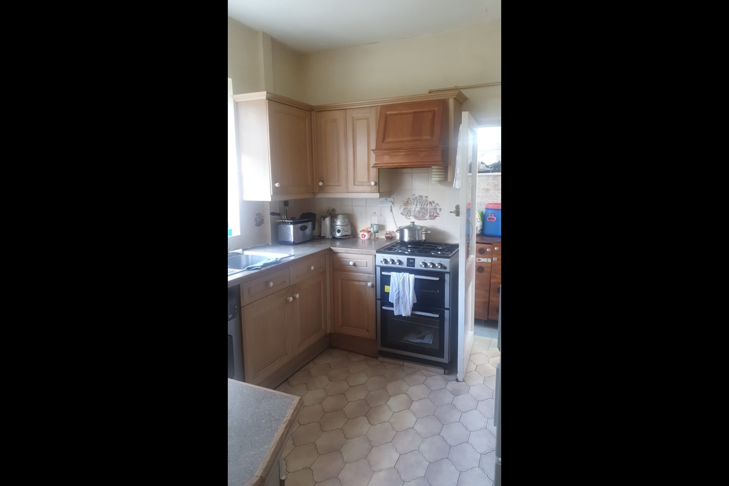 Oldbury 3 Bed SemiDetached House, Wallace Road, B69 To Rent Now