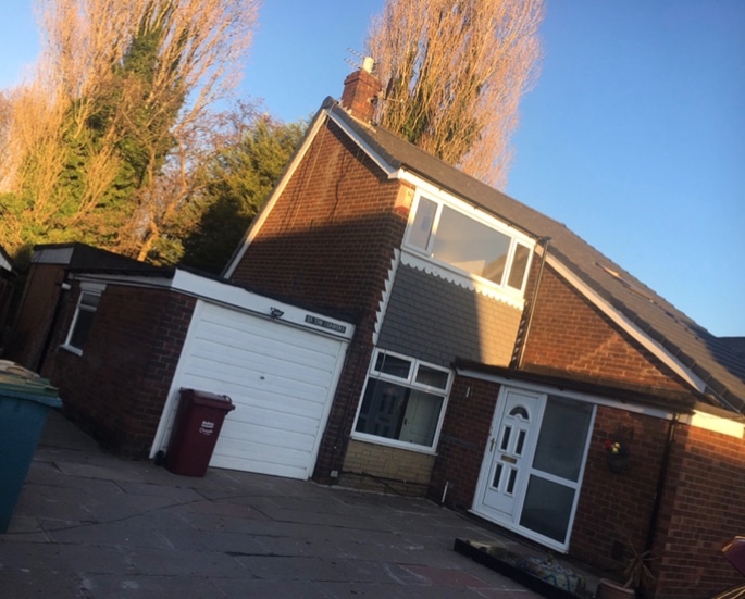 Bolton Room in a Shared House, Duxbury Avenue, BL3 To Rent Now for