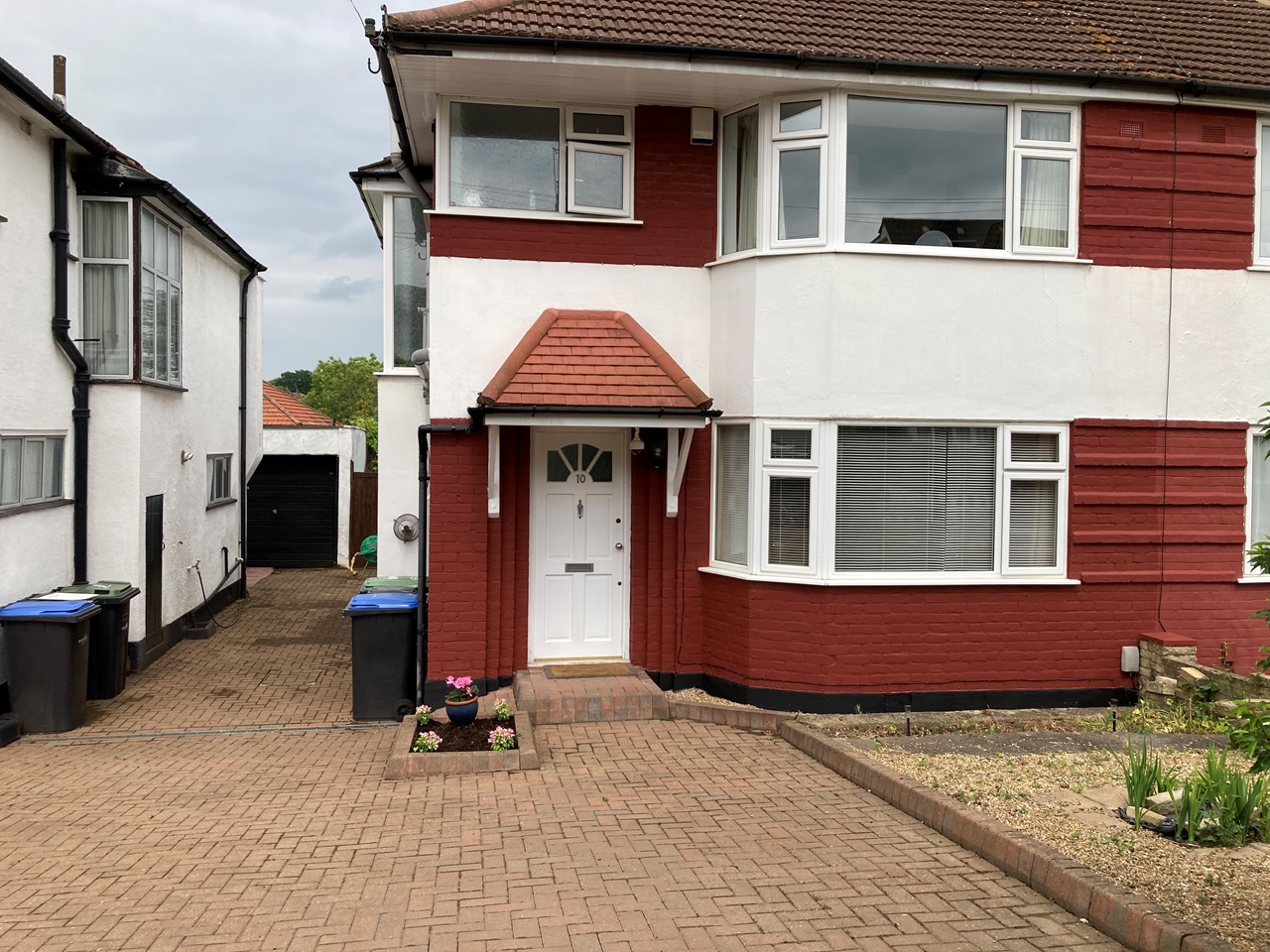 Southgate 3 Bed SemiDetached House, Farmleigh Southgate, N14 To Rent Now for £2,100.00 p/m