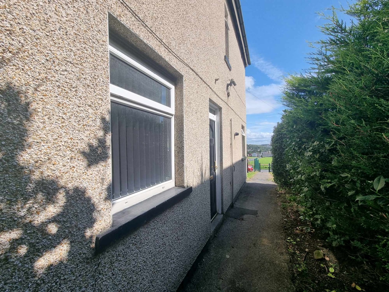 Halifax 2 Bed Terraced House, Ovenden Green, HX3 To Rent Now for £