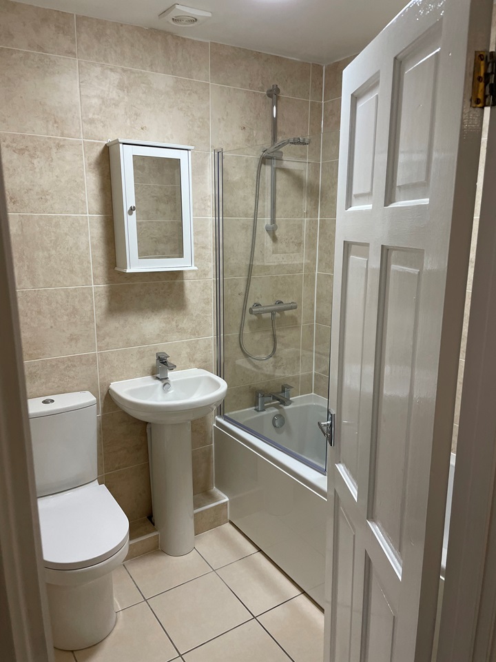 Bedford 2 Bed Terraced House, Crediton Close, MK40 To Rent Now for £1,200.00 p/m