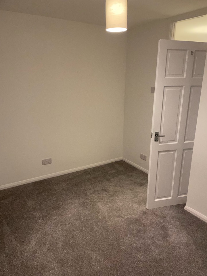 Bedford 2 Bed Terraced House, Crediton Close, MK40 To Rent Now for