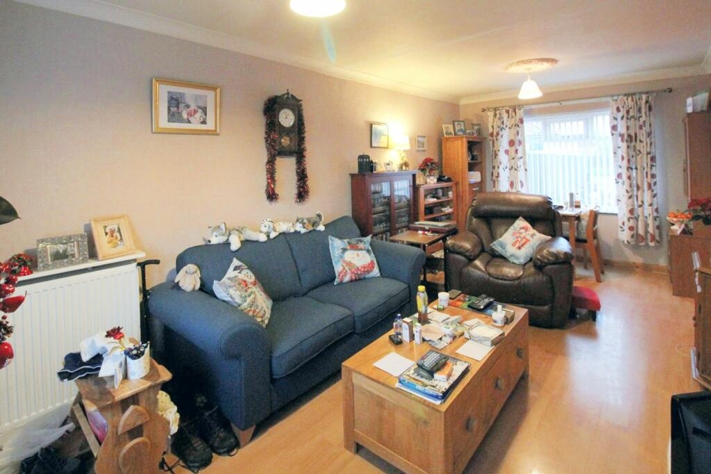 Newcastle Upon Tyne 3 Bed Terraced House, Fawdon Park Road, NE3 To