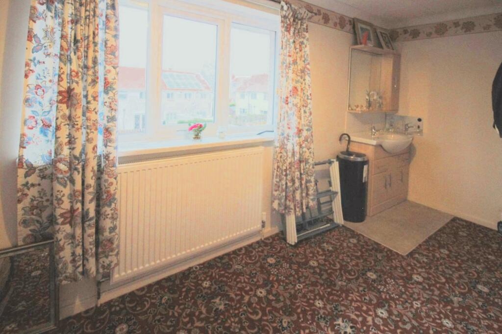 Newcastle Upon Tyne 3 Bed Terraced House, Fawdon Park Road, NE3 To