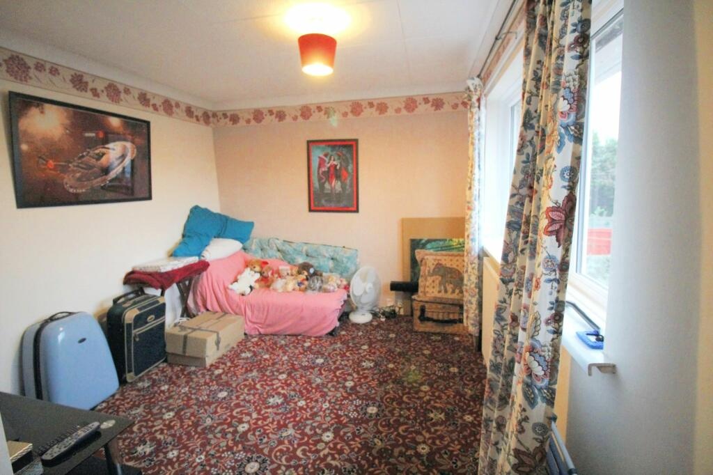 Newcastle Upon Tyne 3 Bed Terraced House, Fawdon Park Road, NE3 To