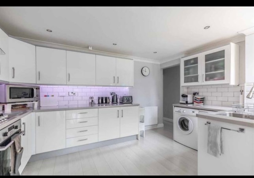 Slough Room in a Shared House, Marescroft Road, SL2 To Rent Now for