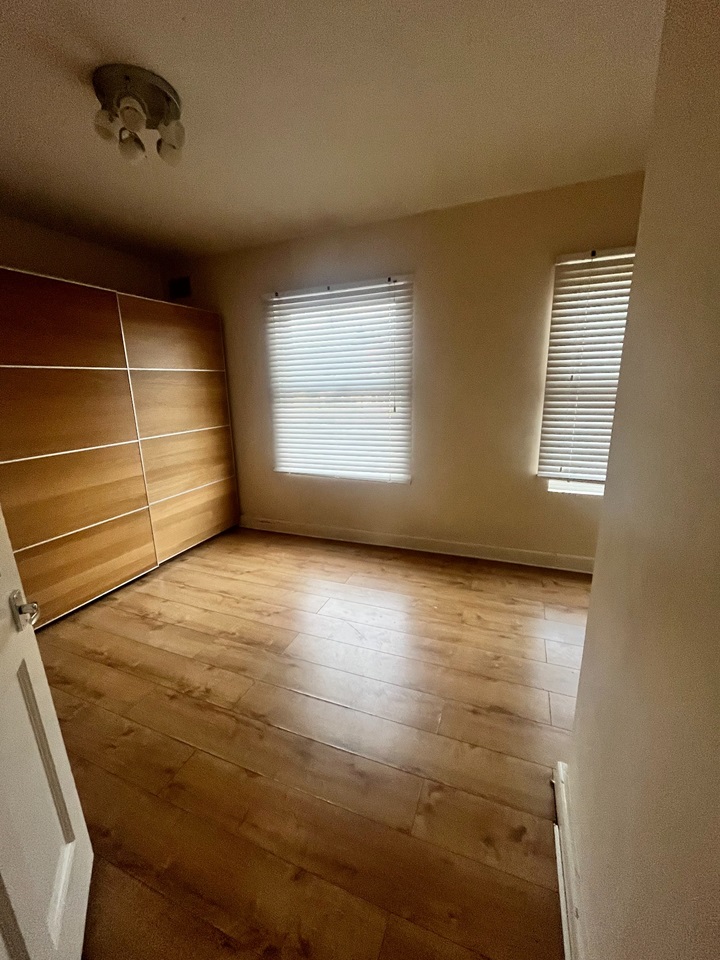 Coventry 2 Bed End Terrace, Crosbie Road, CV5 To Rent Now for £995.