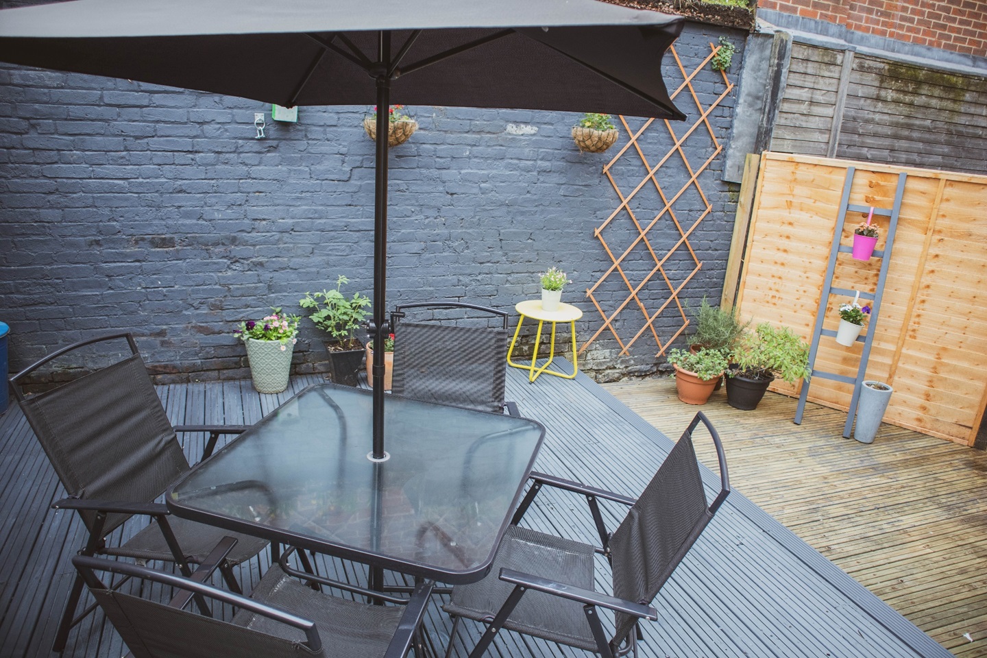 Maidstone 2 Bed Flat, The Broadway, ME16 To Rent Now for £1,350.00 p/m