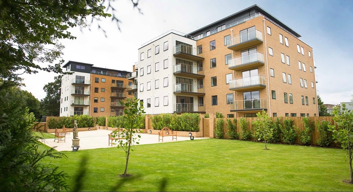 Bracknell 1 Bed Flat, Old Bracknell Lane West, RG12 To Rent Now for £1,250.00 p/m