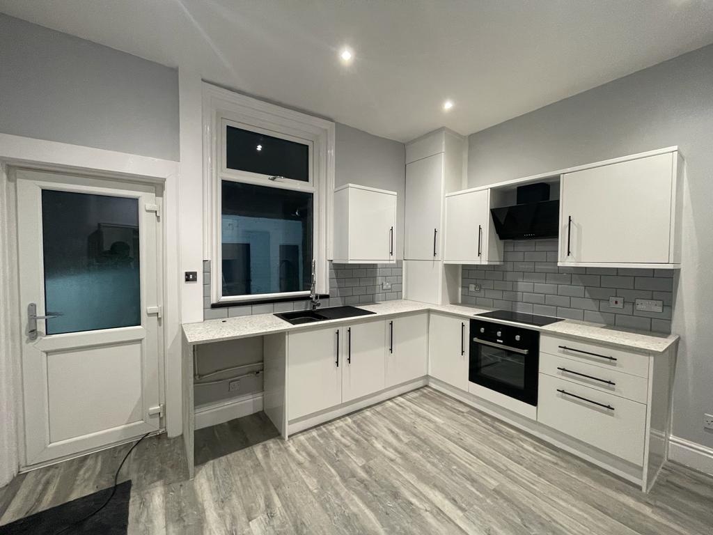 Hyde 2 Bed Terraced House, Street, SK14 To Rent Now for £