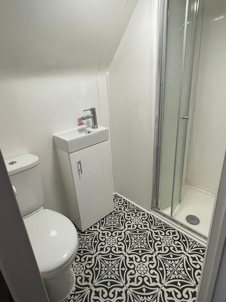 London Studio Flat, Crayford, DA1 To Rent Now for £800.00 p/m