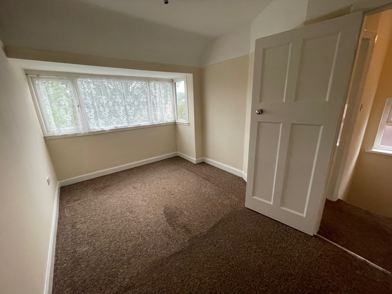 Birmingham 3 Bed SemiDetached House, Charlbury Crescent, B26 To