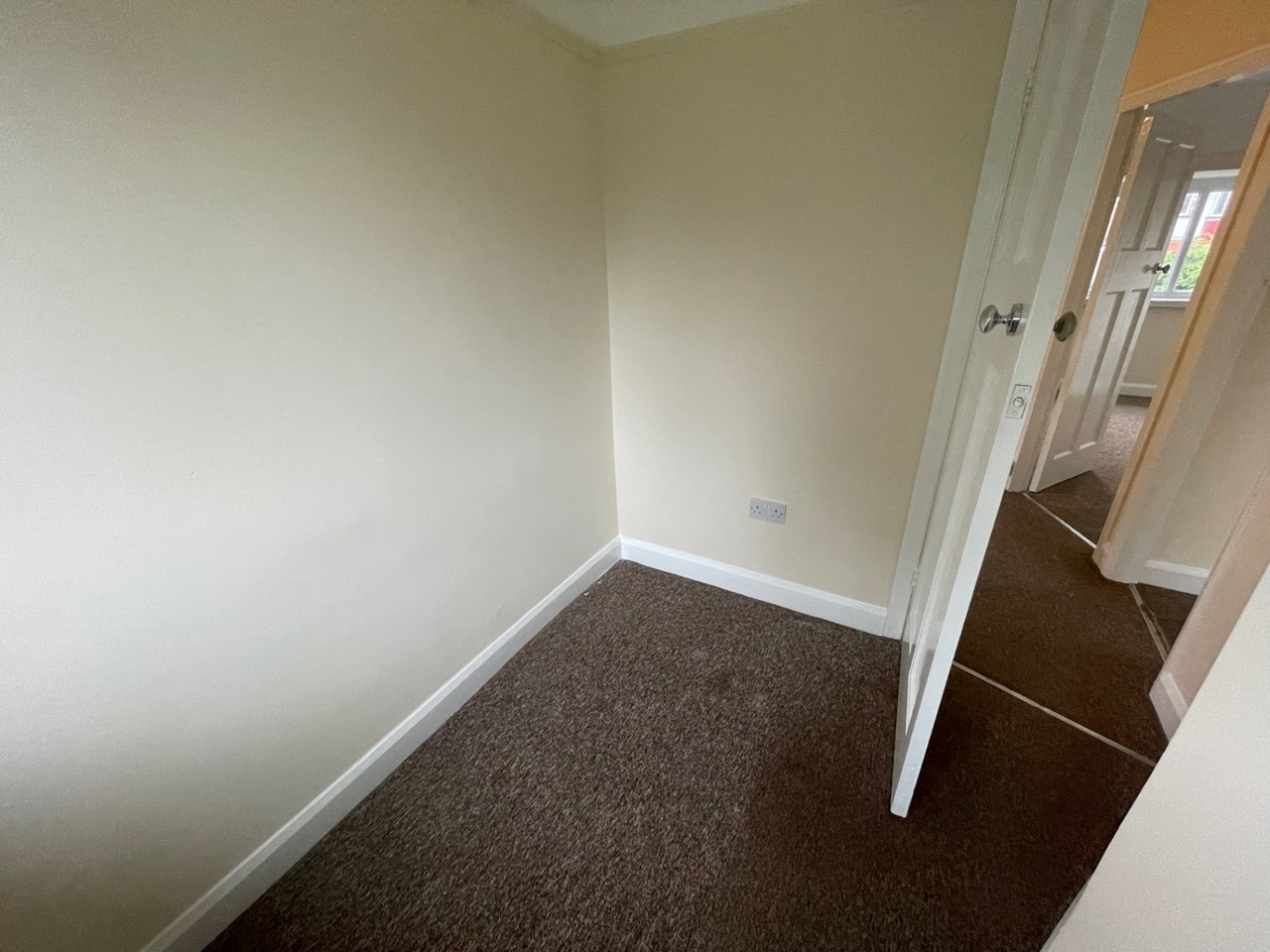 Birmingham 3 Bed SemiDetached House, Charlbury Crescent, B26 To