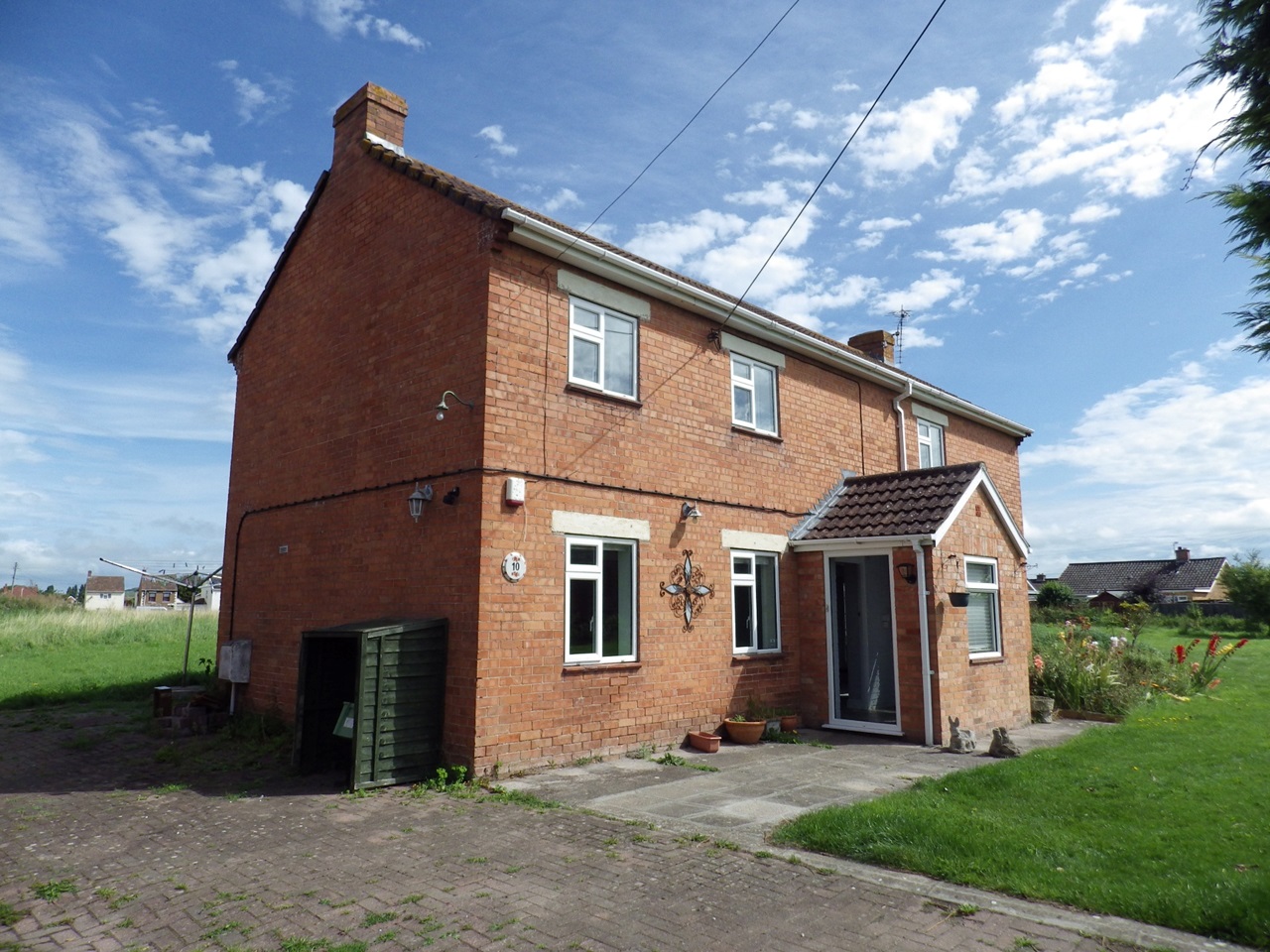 Highbridge 3 Bed Detached House, Alstone Lane, TA9 To Rent Now for