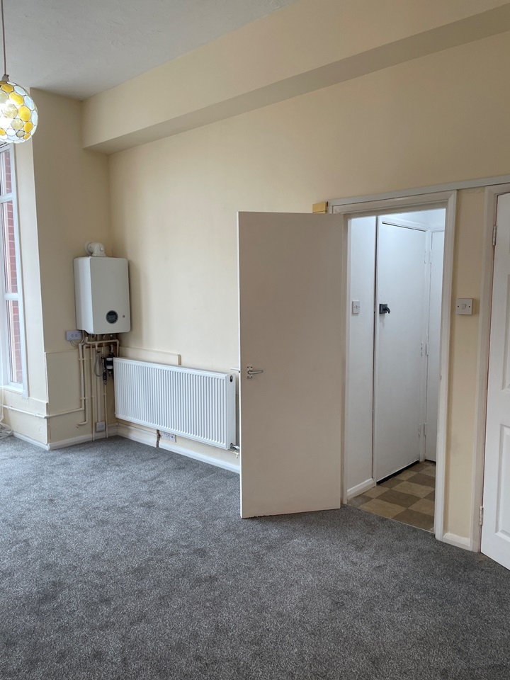 Littlehampton Studio Flat, St. Catherines Road, BN17 To Rent Now