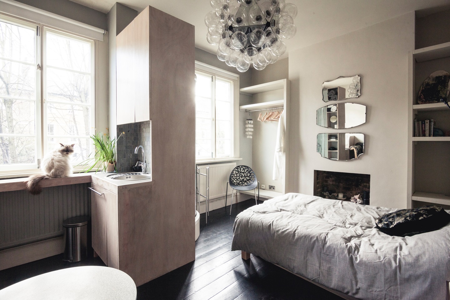 London Bedsit, London, SE15 To Rent Now for £900.00 p/m