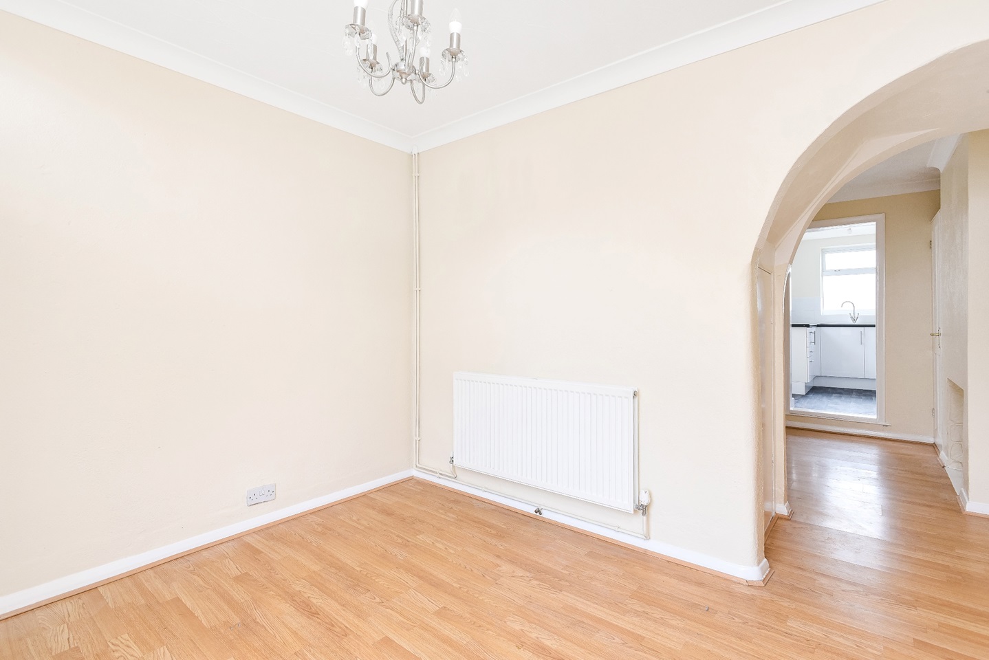 2 Bed SemiDetached House, Street, DA10 To