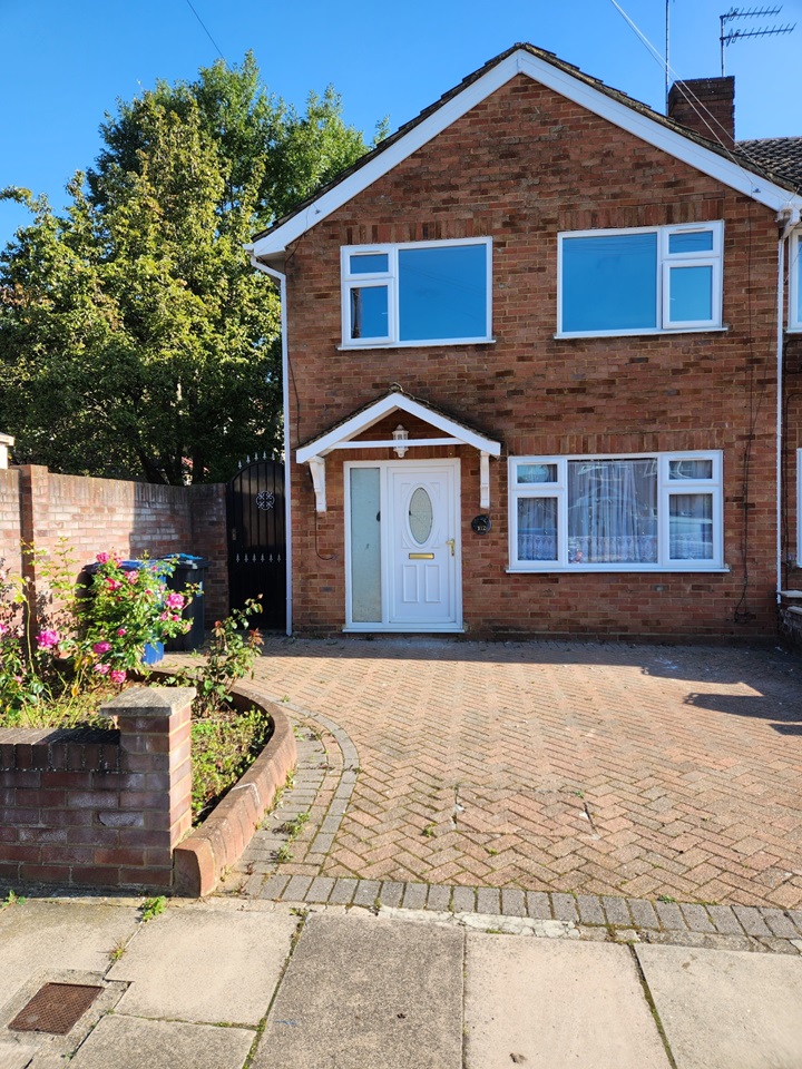 Northolt 3 Bed End Terrace, Kingston Close, UB5 To Rent Now for £2,200.00 p/m