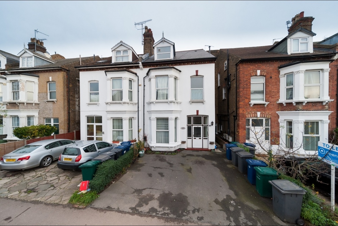 London 1 Bed Flat, Claremont Road, NW2 To Rent Now for £1,399.67 p/m
