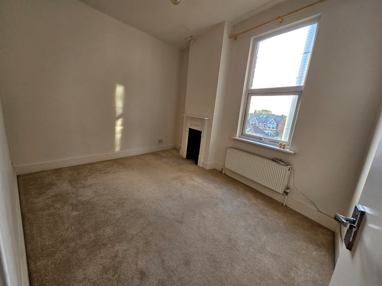 London 2 Bed Flat, Colney Hatch Lane, N10 To Rent Now for £1,300.00 p/m