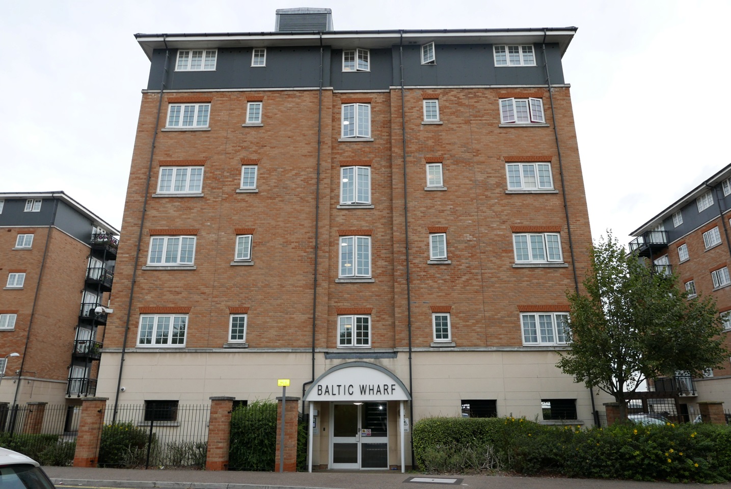 Gravesend 2 Bed Flat, Baltic Wharf, DA11 To Rent Now for £1,295.00 p/m